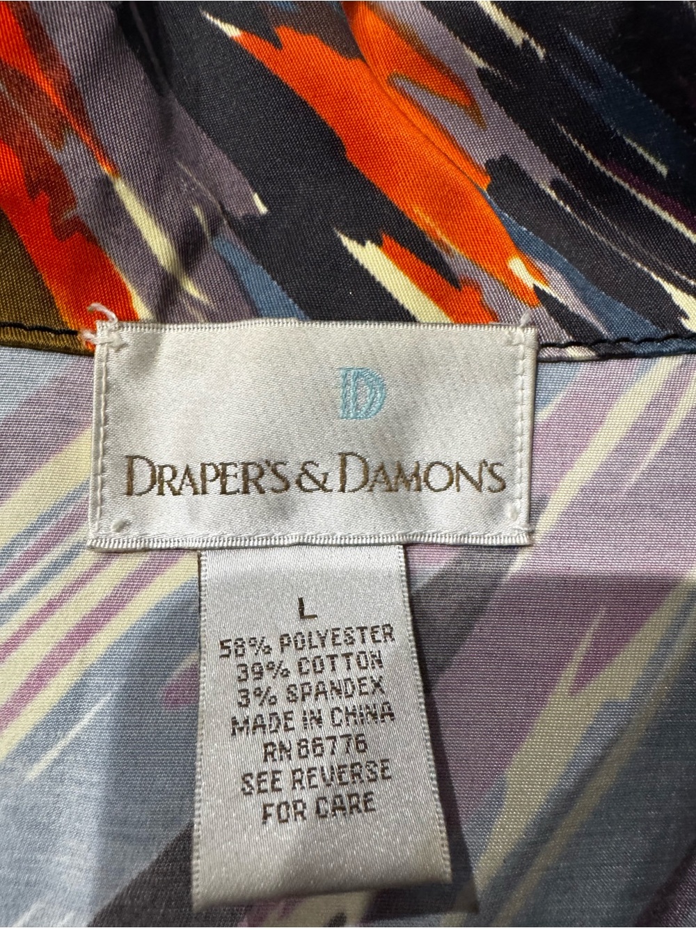 Draper’s & Damon’s Colorful Abstract Print Button-Front Jacket adjustable waist - Picture 3 of 6